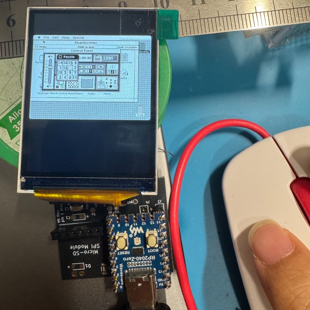 Mini computadora retro Macinto - Retro Gaming Corps reseña y precio